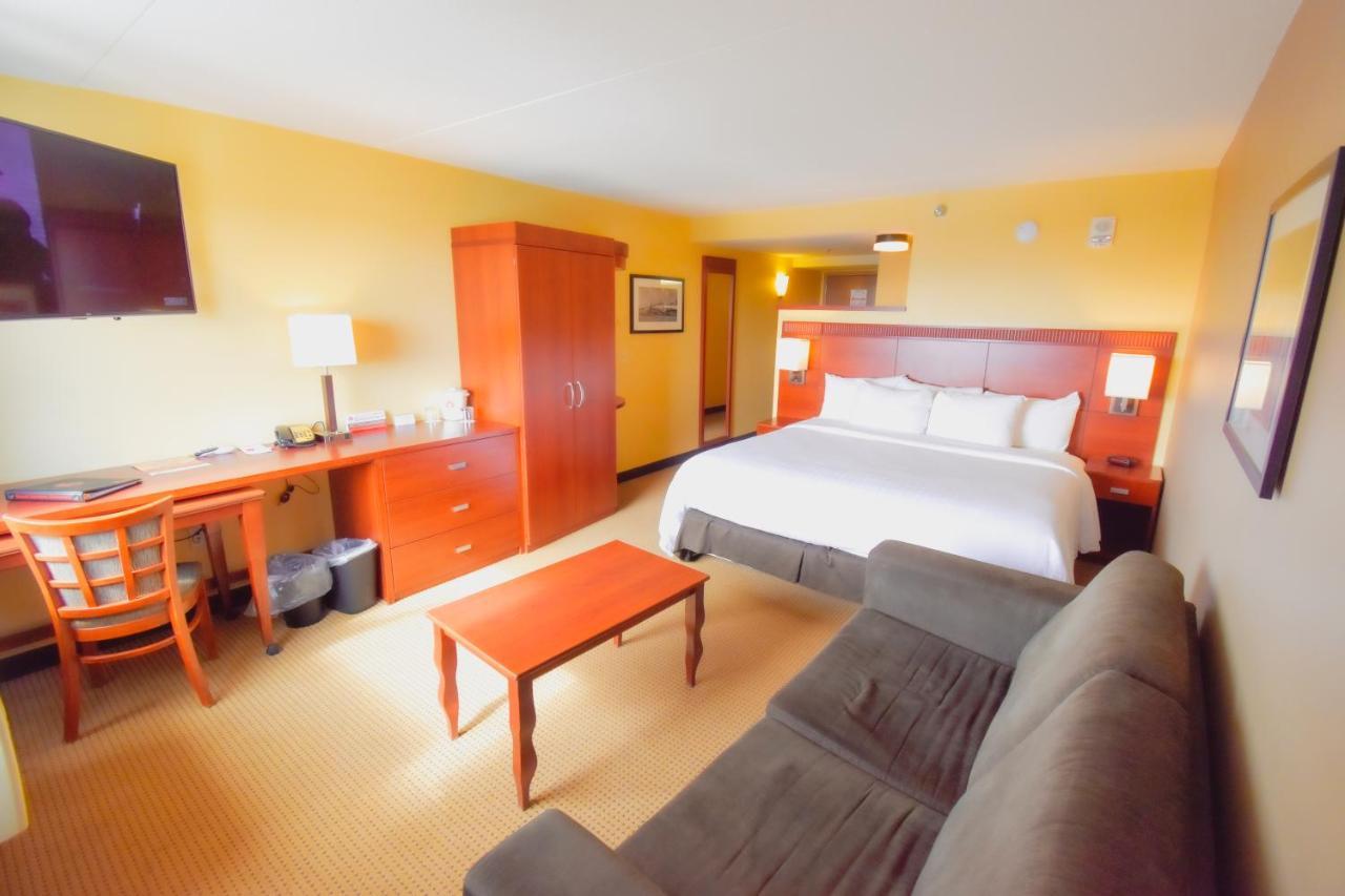 Hotel Canad Destination Center